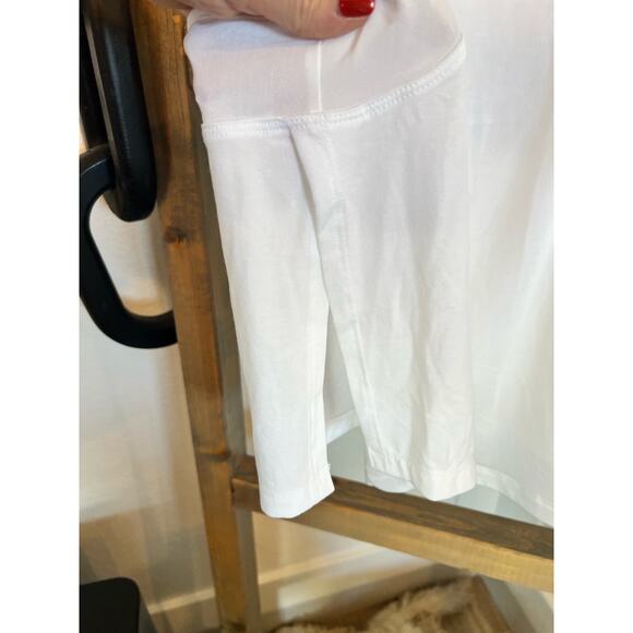 old Navy Ultralite Tank - Picture 4 of 5